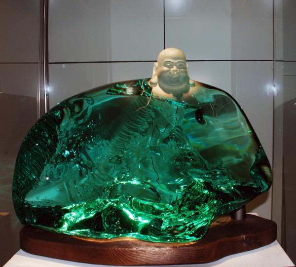 愛濤文化舉辦琉晶、金絲楠木藝術(shù)精品展